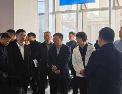 福州自贸片区闽江数字贸易走廊:数字出海创新中心+跨境服务矩阵签约(图1) 福州自贸片区闽江数字贸易走廊:数字出海创新中心+跨境服务矩阵签约(图1)